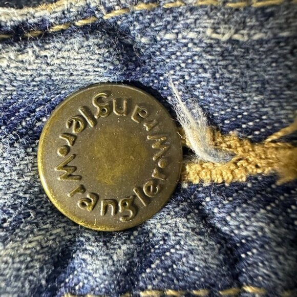 Wrangler Rugged Wear Jeans Flannel Lined Women’s Size 9 Inseam 32” - Picture 4 of 13